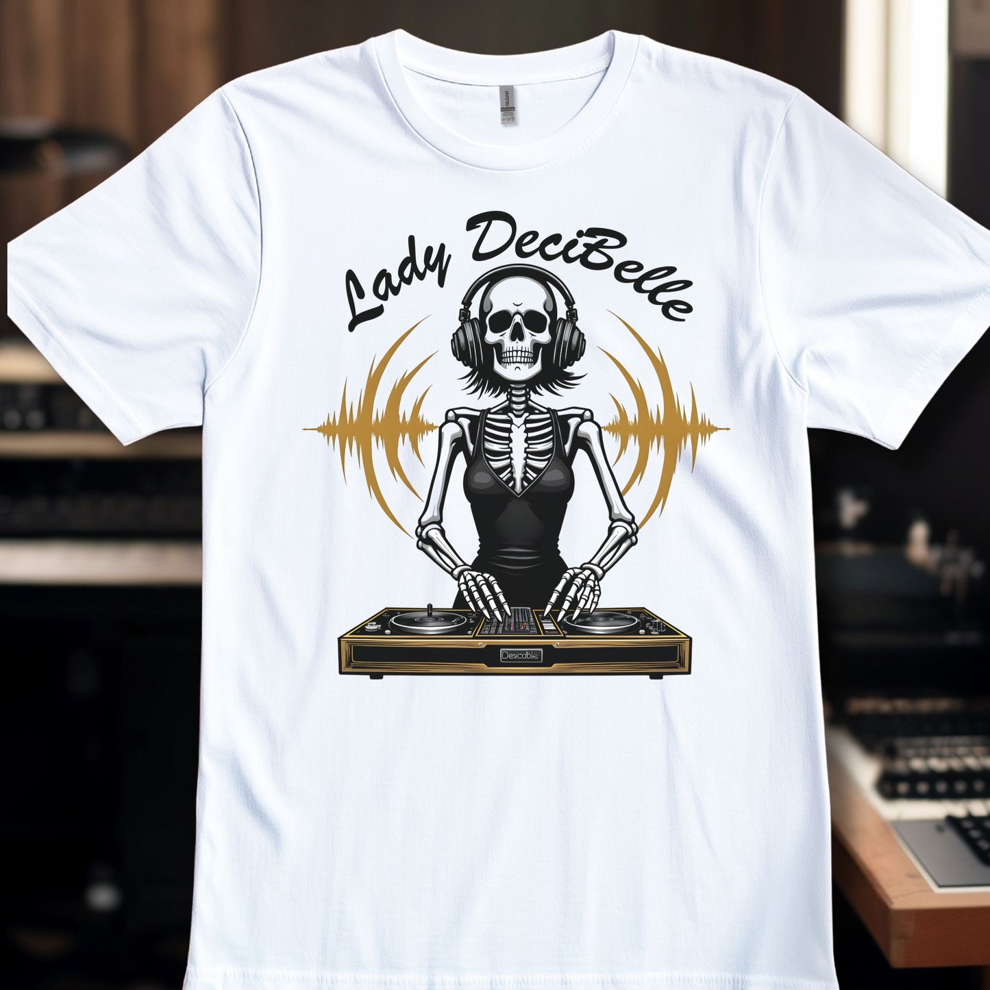 DJ Lady DeciBelle